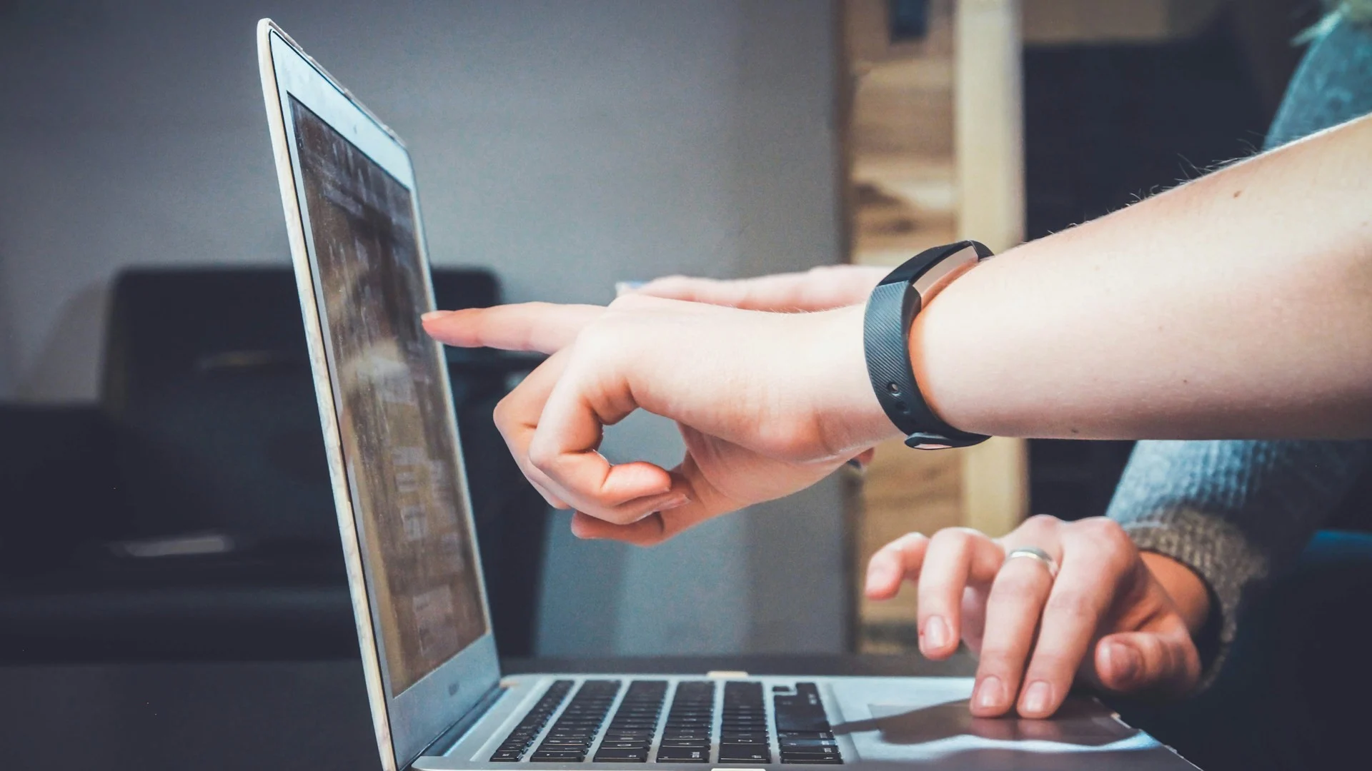 Inscrição online e solicitação de gratuidade no computador